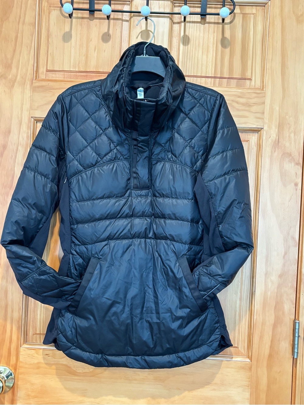 Lululemon Black Quilted Pullover Puffer